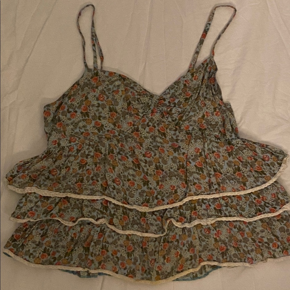Flowery ruffled tank top